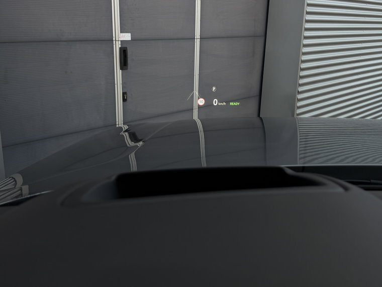 Vehicle Image 24