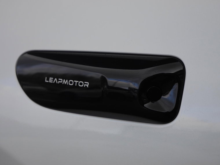 Vehicle Image 36