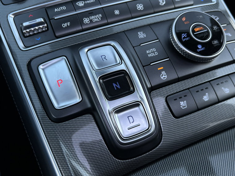 Vehicle Image 27