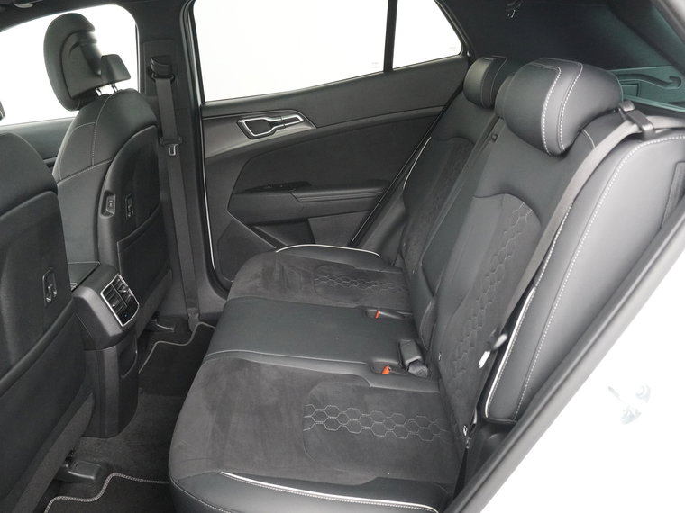 Vehicle Image 34
