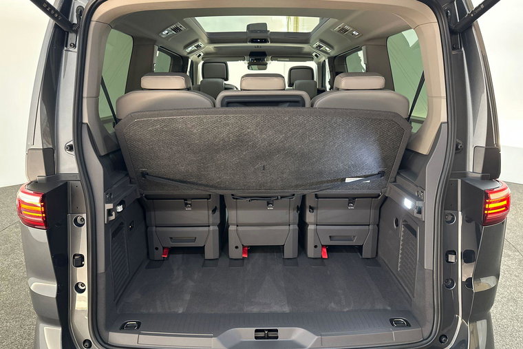 Vehicle Image 38