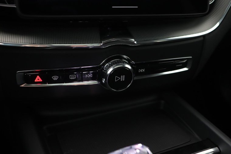 Vehicle Image 39