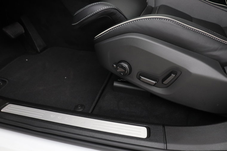 Vehicle Image 50
