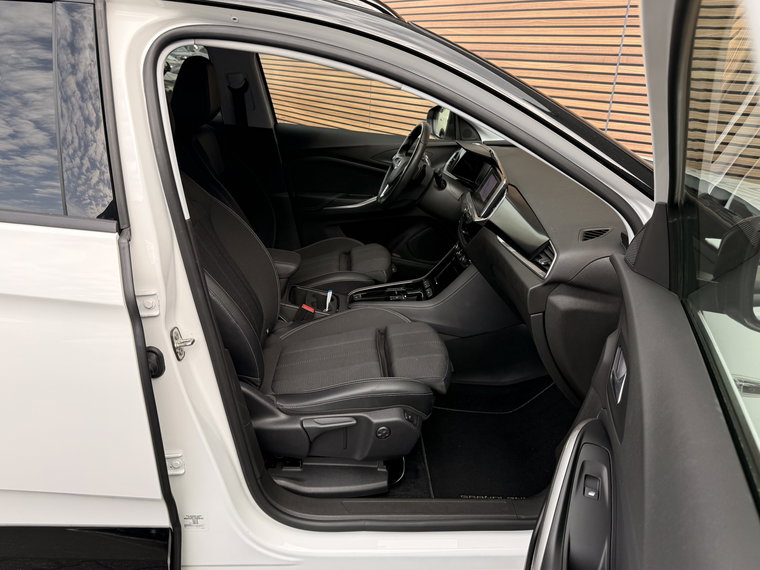 Vehicle Image 45
