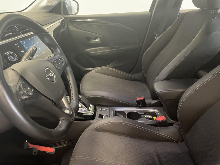 Vehicle Image 17