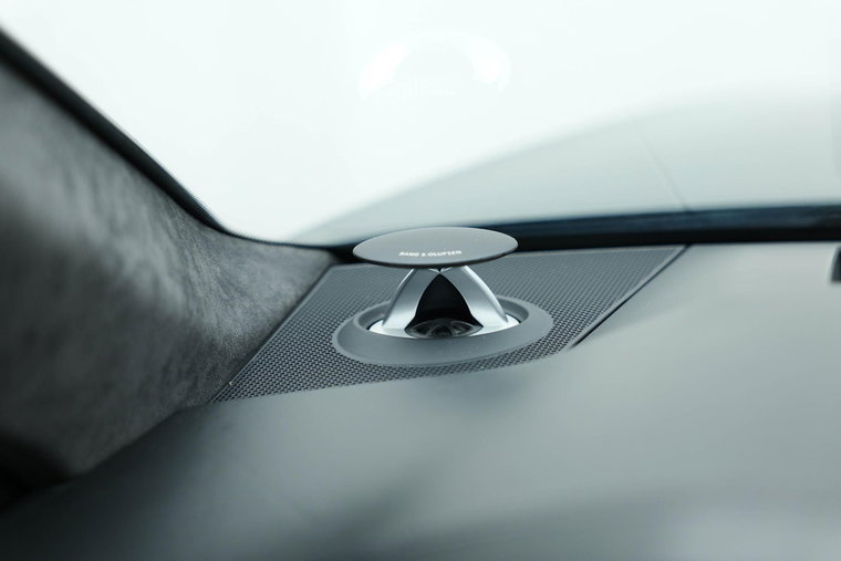 Vehicle Image 30