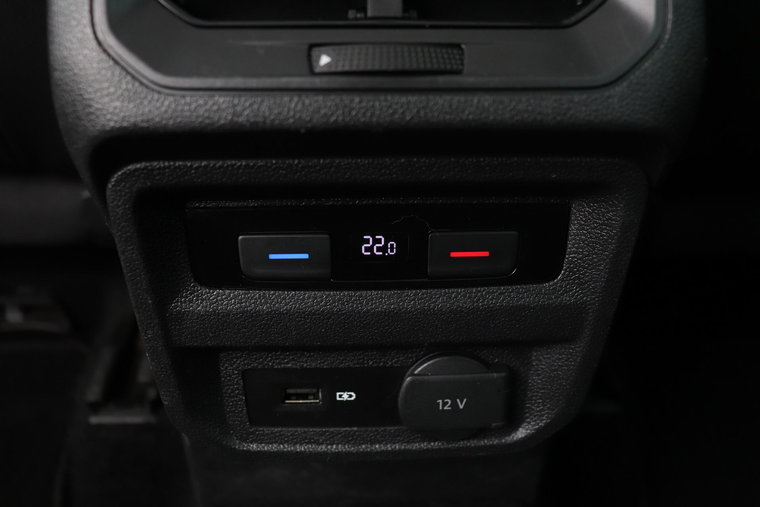 Vehicle Image 45