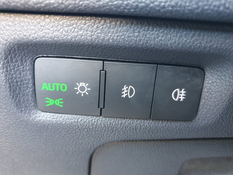 Vehicle Image 42