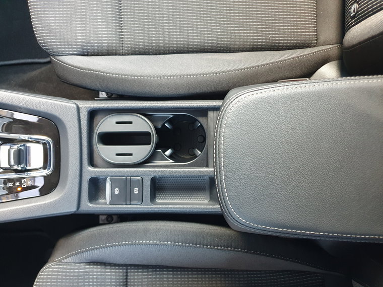 Vehicle Image 46