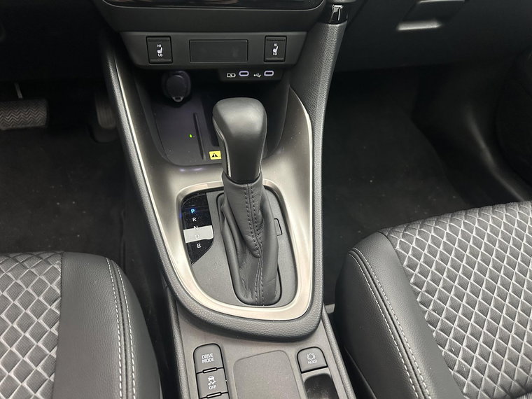 Vehicle Image 26