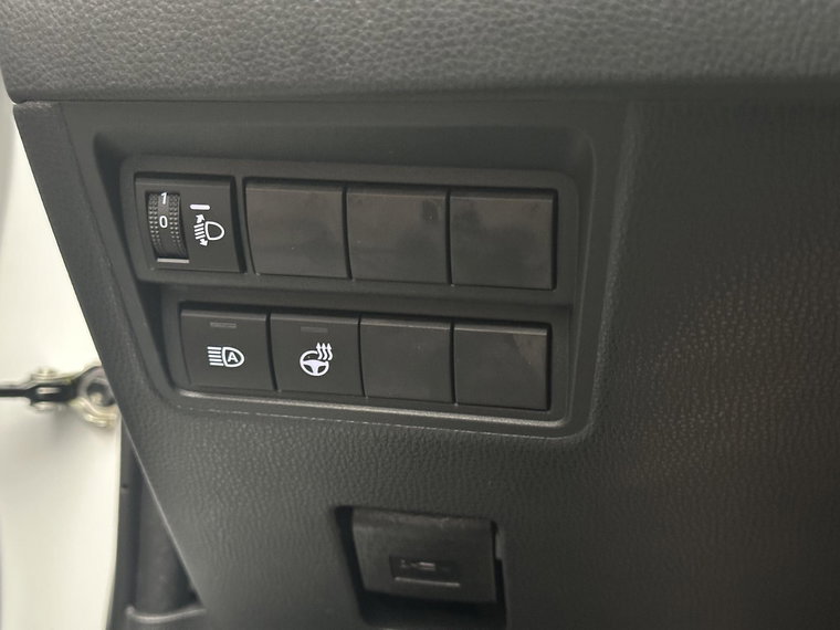 Vehicle Image 28