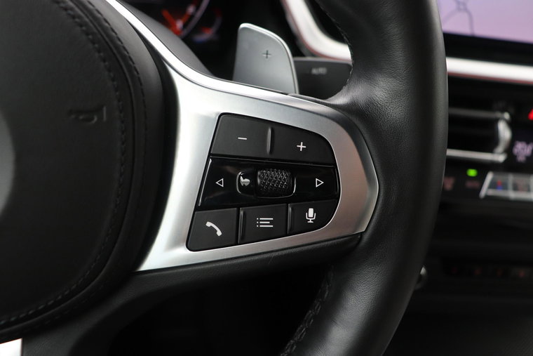 Vehicle Image 38