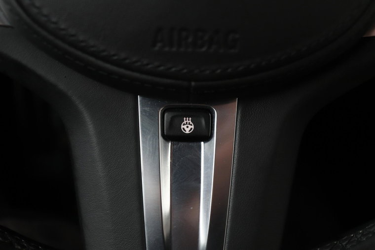 Vehicle Image 40