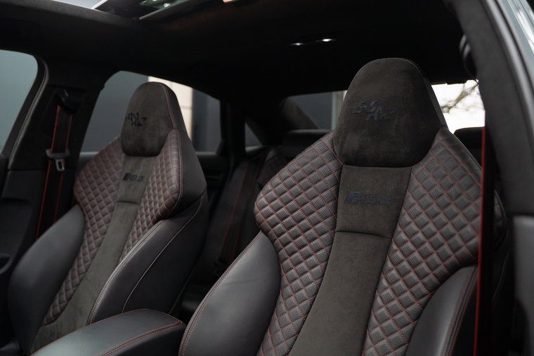 Vehicle Image 22