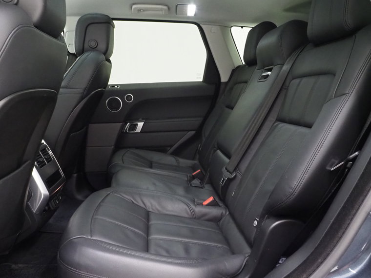 Vehicle Image 37