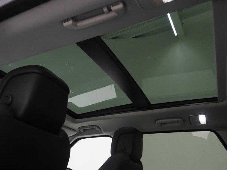 Vehicle Image 38