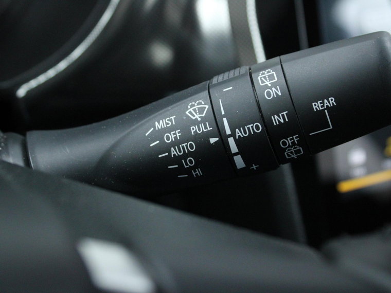 Vehicle Image 36
