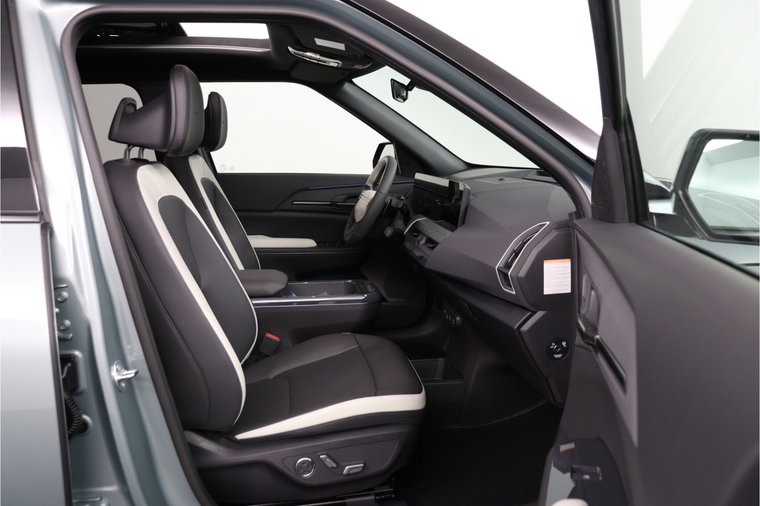 Vehicle Image 31