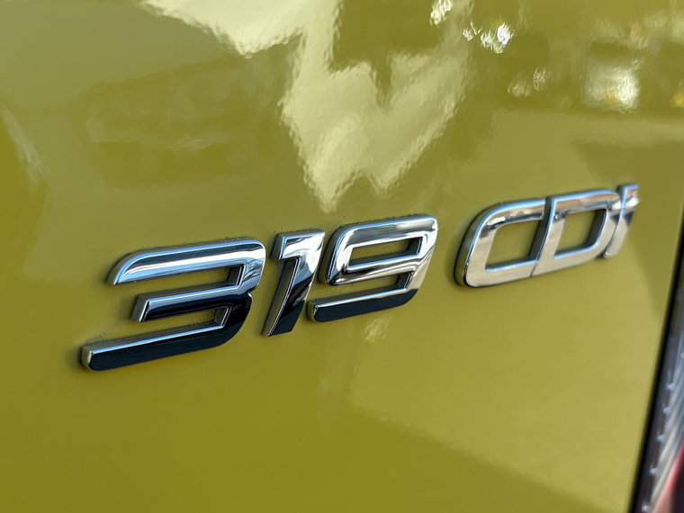 Vehicle Image 38