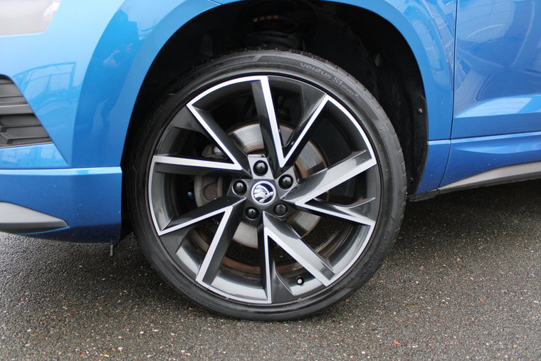 Vehicle Image 8