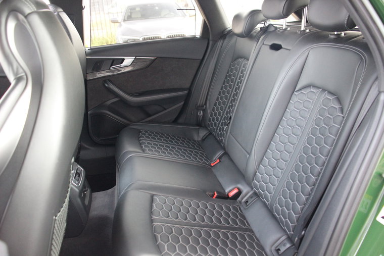 Vehicle Image 31