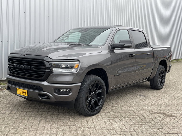 Vehicle Image 8