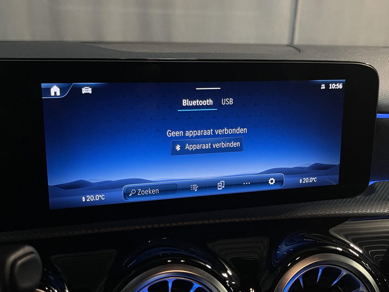 Vehicle Image 39