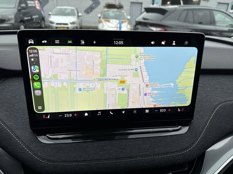 Vehicle Image 18