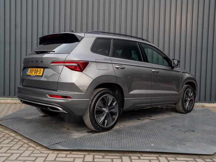 Vehicle Image 25