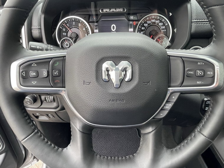 Vehicle Image 41