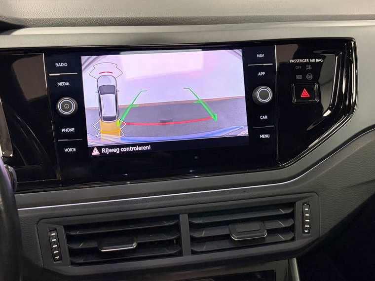Vehicle Image 35