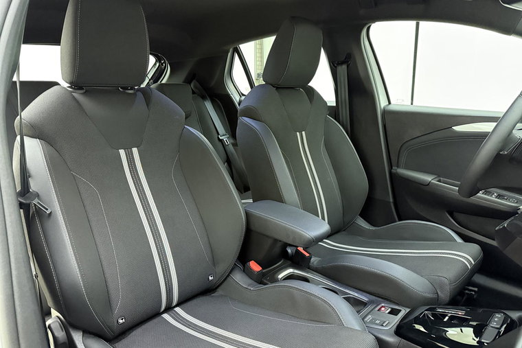 Vehicle Image 13