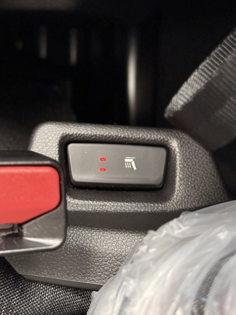 Vehicle Image 39