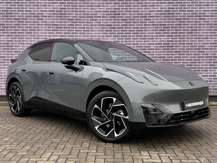 Vehicle Image 16