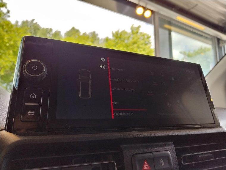 Vehicle Image 39