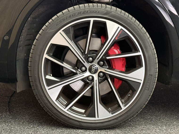 Vehicle Image 36