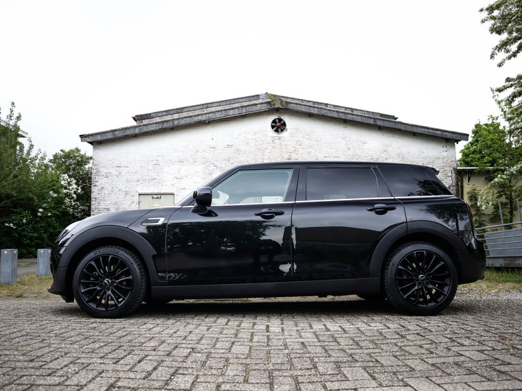 Vehicle Image 41