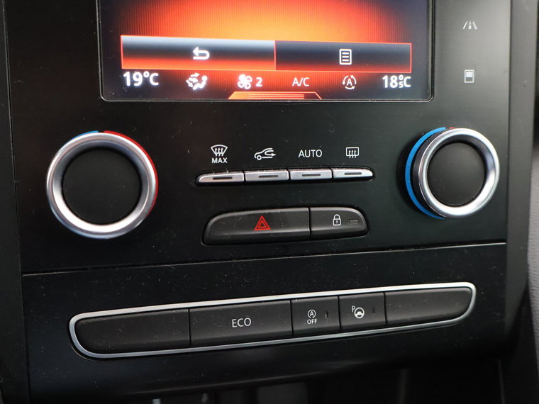 Vehicle Image 52
