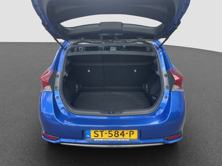 Vehicle Image 23