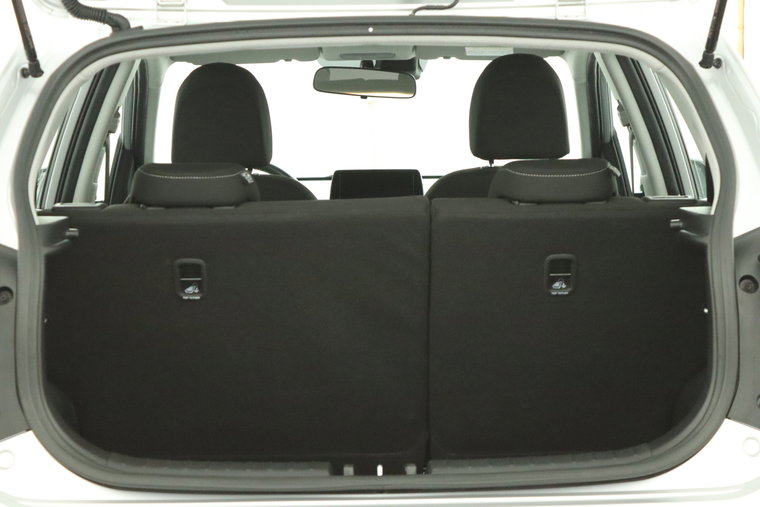 Vehicle Image 36