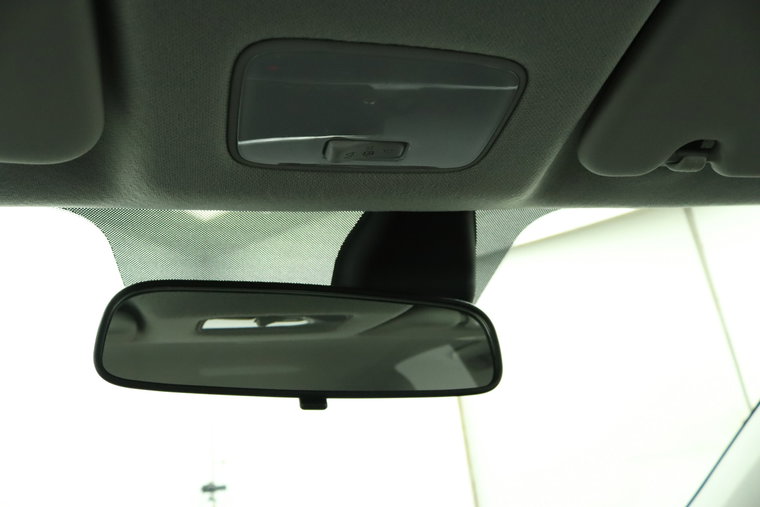 Vehicle Image 37
