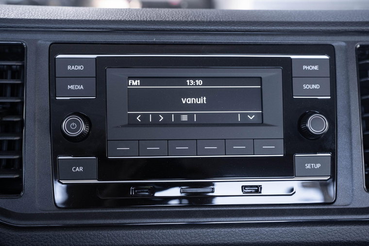 Vehicle Image 32