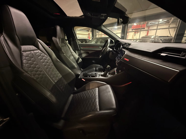 Vehicle Image 37