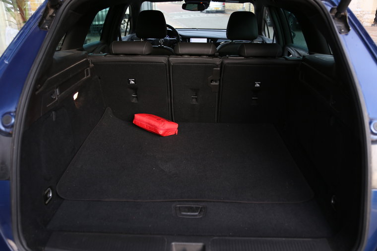 Vehicle Image 17