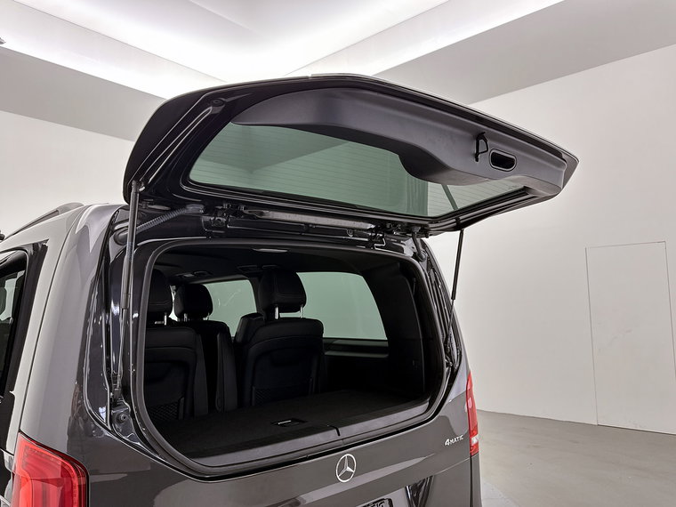 Vehicle Image 37