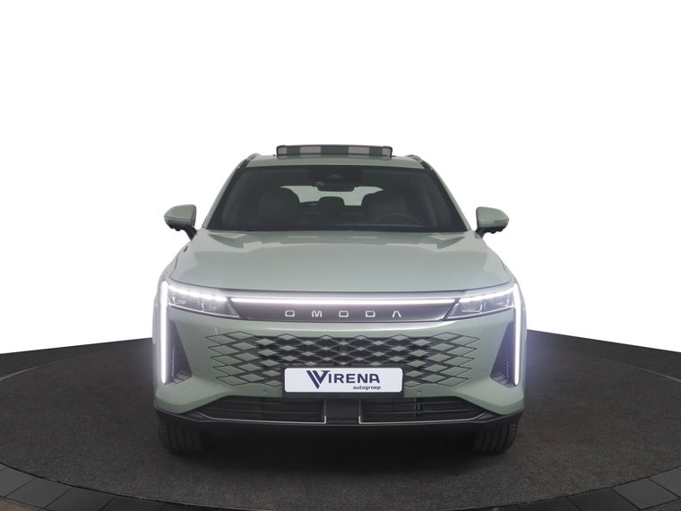 Vehicle Image 12