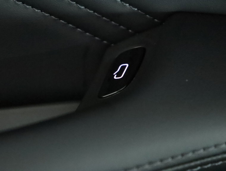 Vehicle Image 51