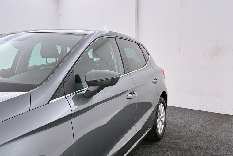 Vehicle Image 33