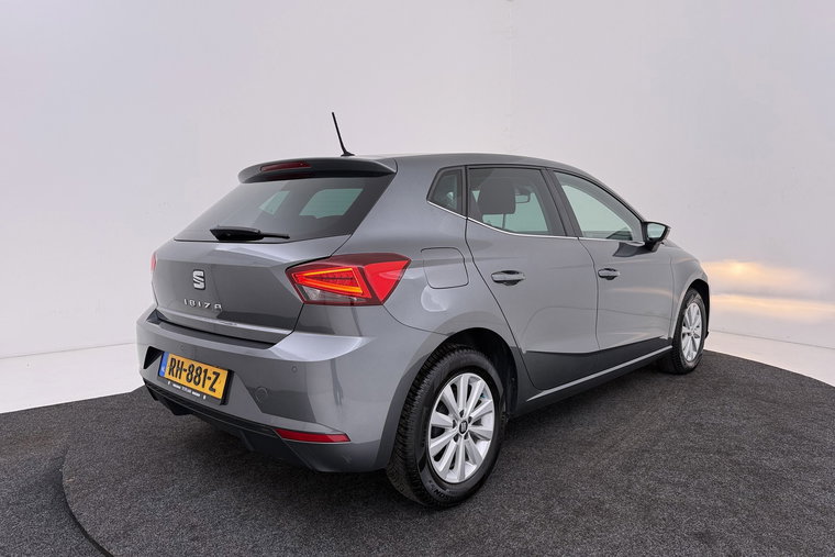 Vehicle Image 35