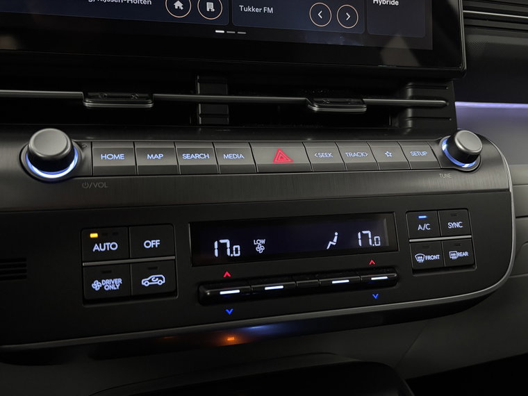 Vehicle Image 35